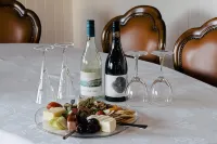 Noah's Stanley Luxury Bed and Breakfast - Breakfast