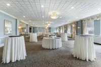Traditions Hotel & Spa Johnson City - Binghamton, Ascend Hotel Collection Hotels in Vestal