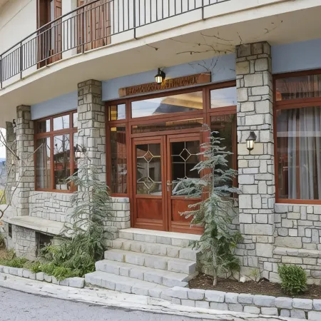 To Balkoni Tis Agorianis