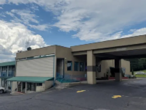 โรดเวย์ อินน์ ดันมอร์ โรงแรมในDunmore