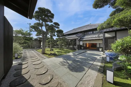 Auberge Toki No Ne Отели рядом со станцией JR Tateyama station