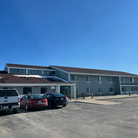 The Belgium Inn & Suites