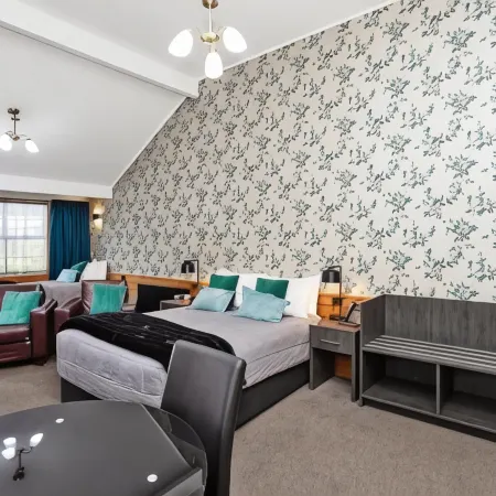 Balmoral Lodge Motel Hotels in Invercargill