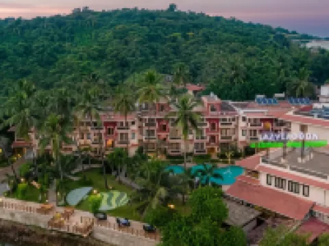 Lazy Lagoon, Baga A Lemon Tree Resort, Goa Hoteles en Baga