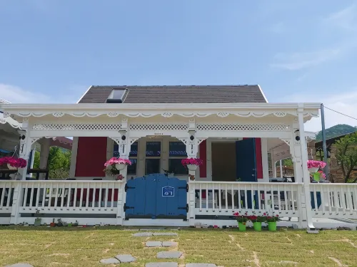 Gunwi Carnival's Morning Pension - Homestays