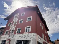La Tgoma - Hotel & Restaurant Hotels in Lantsch/Lenz