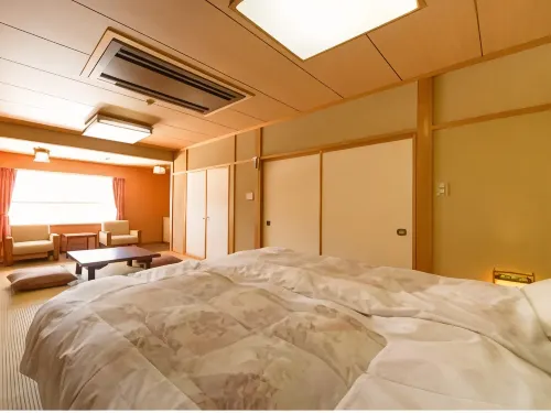 Yumura Onsen Tomiya Hotels in Iwami District