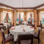 DoubleTree by Hilton Racine Harbourwalk Hotels in Racine