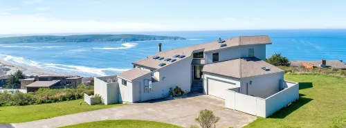 The Point, by Vinifera Homes