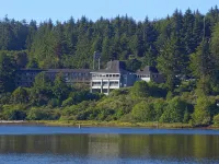 Best Western Pier Point Inn