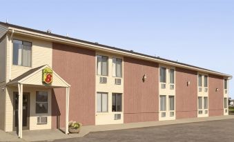 Super 8 by Wyndham Redfield