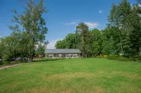 4 Sezona Park Hotel Hotels in Serpukhovsky District