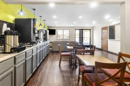 Travel Inn and Suites- Sikeston Miner I-55 Exit-67 Отели в г. Майнер