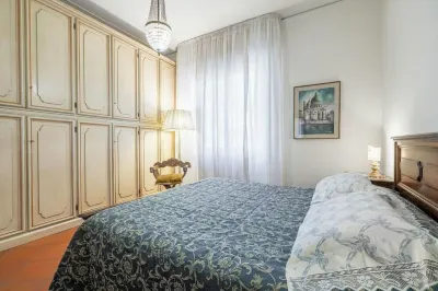Adriana House Elegant and Bright Hotels near Florence Villa Constanza Bus Station