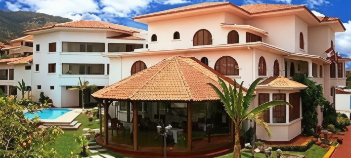 Avanti Hotel & Convention Center Các khách sạn ở Cochabamba