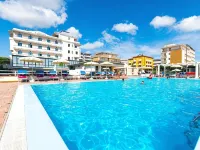 Hotel Tokio Village - Azzurro Club - Pools
