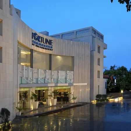 Fortune Sector 27, Noida - Member ITC Hotels' Group