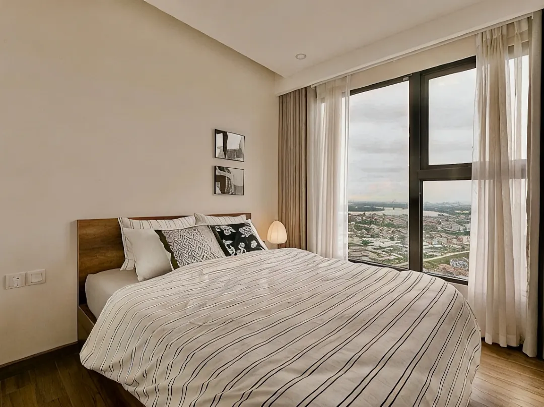 Flow Living 2brs | Workspace | Ecopark - Hung Yen