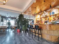 Moganshan Shisu Parent-child Holiday Homestay - bar