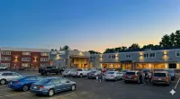 Four Points by Sheraton Rock Springs - Parkplatz