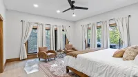 Lazaj Luxury Lodge — Heated Pool,Hot Tub, Game Room,Sleeps 16 Near Hocking Hills