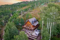 Luxury Wood-Log Cabin - Your Park City Mountain Getaway - Sleeps 10+