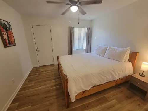 Charming Airport 2bdr Retreat in Heart of Pensacola