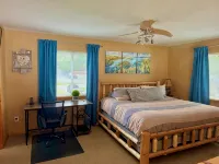 Summer is Calling! Waterfront Cabin with Private Dock - Wifi