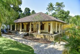 Heenatigala Walawwa - Free Shuttle to Angel Beach Unawatuna