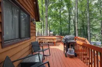 Welcome to The Chalet Getaway in the Hideout!