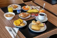 Píer Vitória Hotel - Bữa sáng