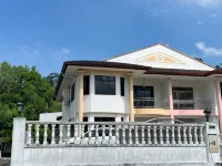Dino House