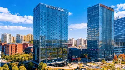 Interchange international plaza hotel Hoteles en Zona de desarrollo económico