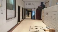 Xiaojie Guesthouse (Dandong Yalu River Broken Bridge Branch)