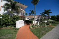 Blue Water Bay Luxury Villas