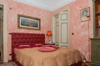 Villa Mirano Bed & Breakfast - Homestays