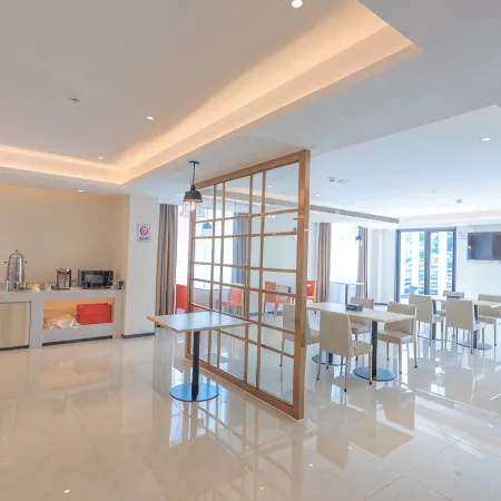 Yeste Hotel