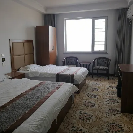 Panjin Bihuachi Hot Spring Hotel