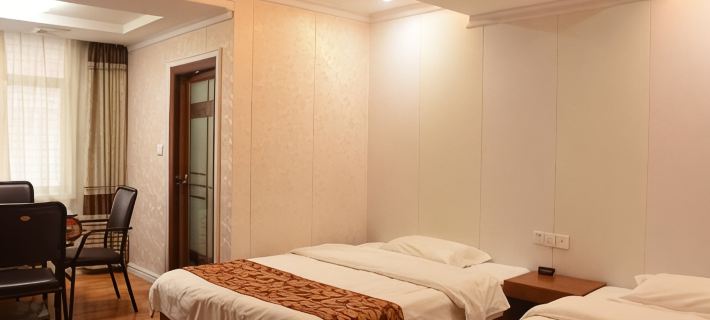 Wuping Sports Business Hotel Hotel di Kaunti Wuping