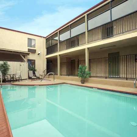 Elevation Inn & Suites, Trademark Collection by Wyndham