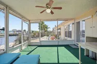 4 bedrooms home located on the deep water canal 13630 Garris Dr. Hudson Fl 34667
