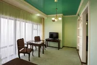 Zolotoj Globus Hotel