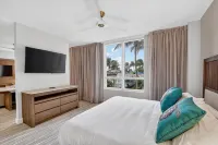 Lagoon Pool View Suite • Oceanfront Resort • Singer Island - Homestays