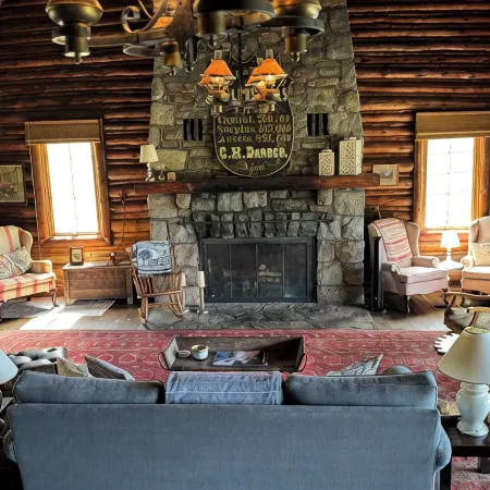 Peaceful 5-Bedroom Lodge in the Adirondack Mountains