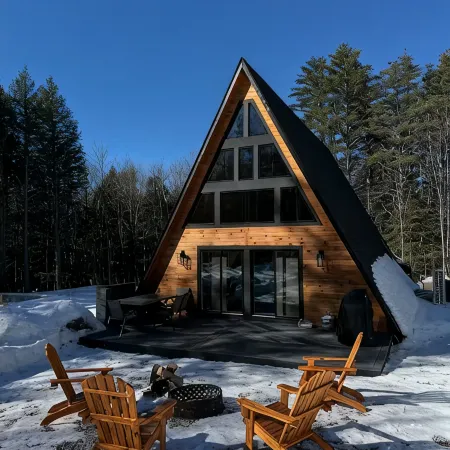Cozy 2-bedroom A Frame chalet in delightful Danbury NH with WiFi and AC