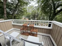 Lovely 3-bedroom townhome in Seattle near U of Washington Hotels in University District