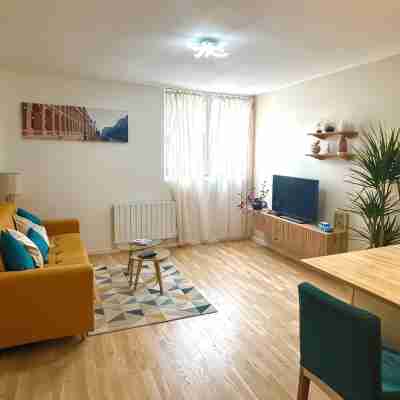 Cozy Renovated Apartment – Bordeaux City Center / Palais Gallien Others