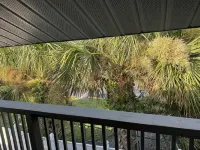 Luxury 3BR Townhouse Walk to Beach • Pet-Friendly • Boat Parking • Sleeps 10 - Boutique