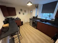 New Cosy Ground Floor Flat - شقق