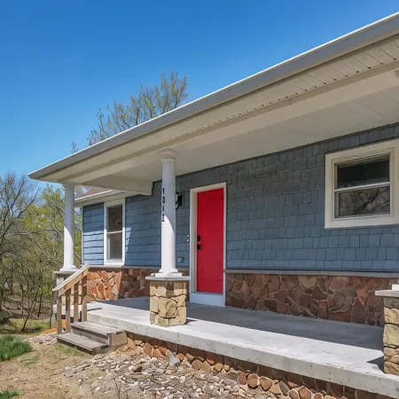 Stunning Views: Secluded 5 bedroom Mountain Home
